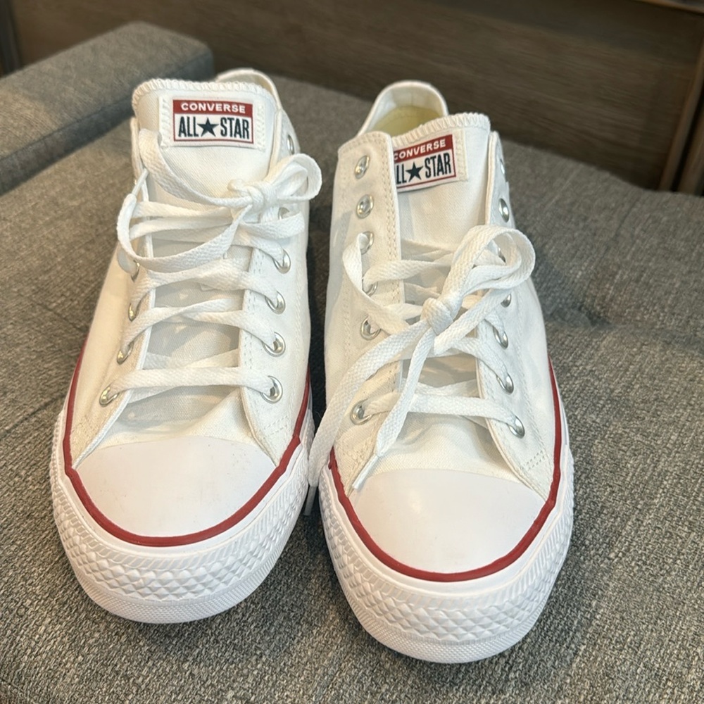 NEW White Converse Chuck Taylors